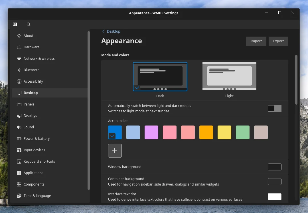 Settings window on the Appearance page with dark and light modes and accent colors